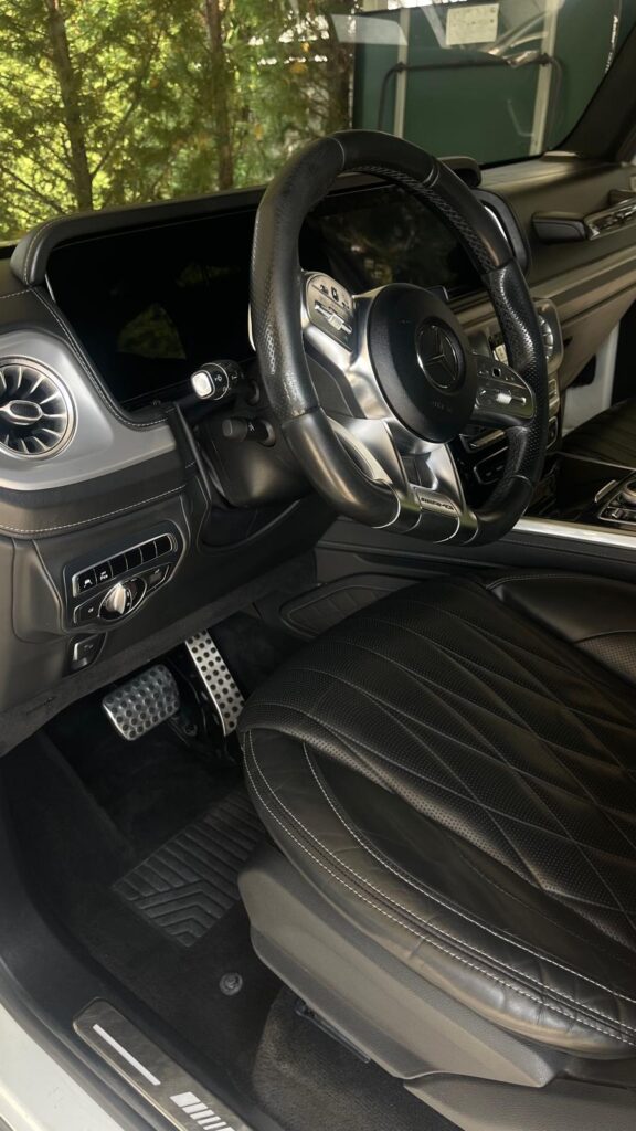 Servicii detailing auto