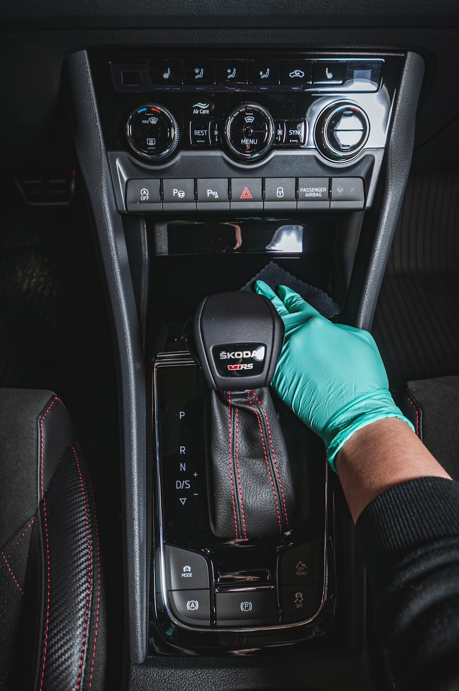 Detailing complet interior